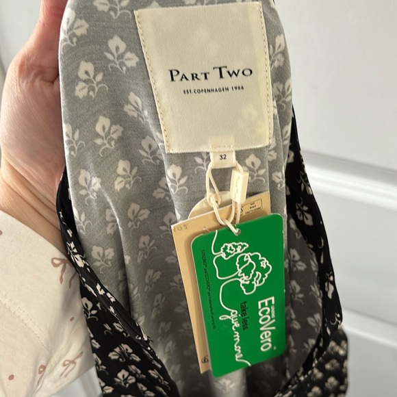 NWT PART TWO Dark Navy Graphic Art Women’s Dress - Picture 12 of 16